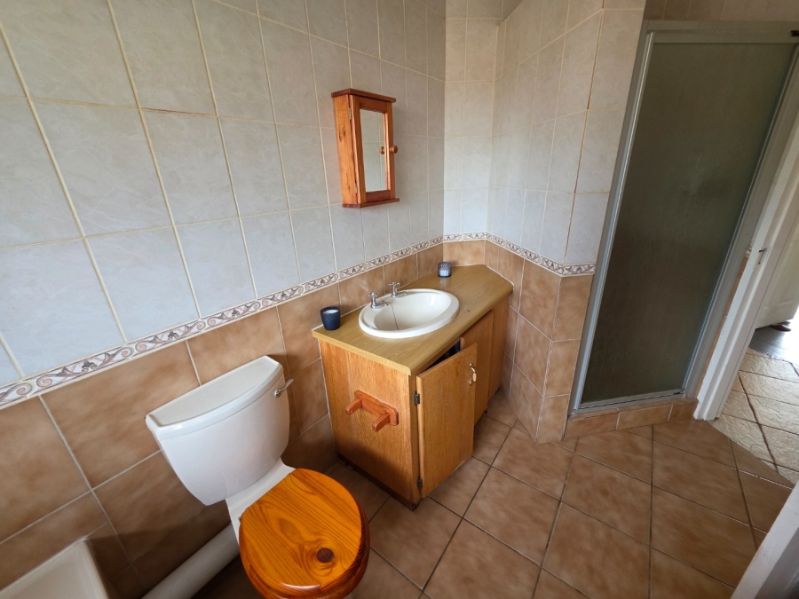 2 Bedroom Property for Sale in Heuwelsig Free State